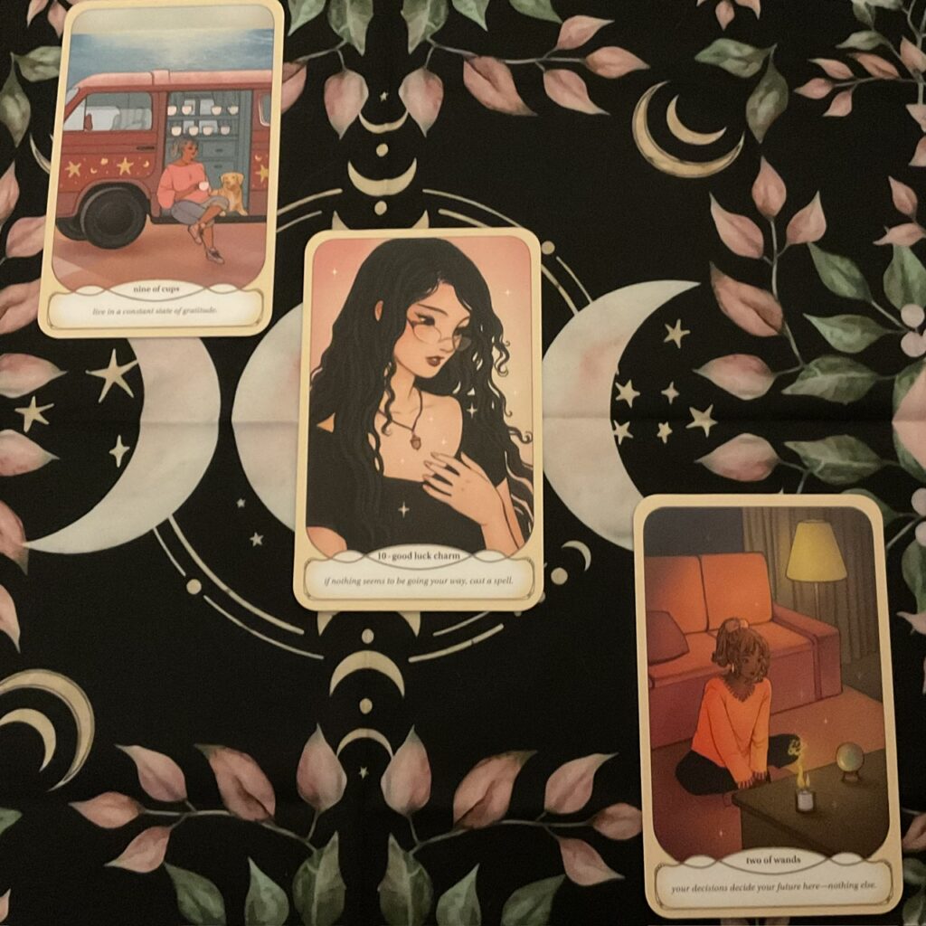 Great 3 card spreads for a new week.